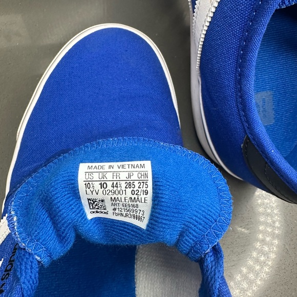 Size 10.5 - adidas Seeley Royal Blue - Picture 9 of 13